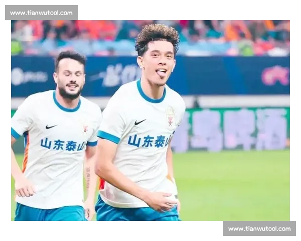 山东鲁能迎战青岛海牛齐鲁德比再燃战火三分之争牵动球迷目光